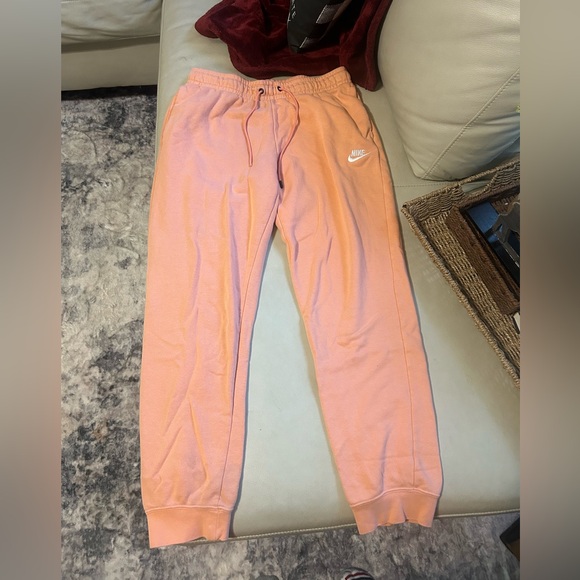 Nike Fleece Jogger Pants - Picture 5 of 5